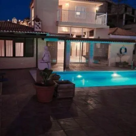 Villa Paloma Villa *